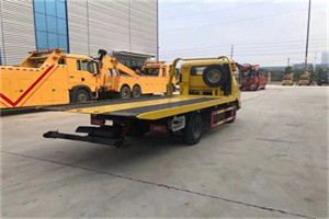 庐山非事故拖车